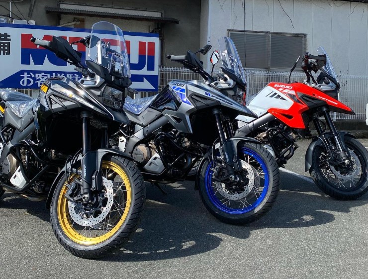 展示車(大型アドベンチャー)